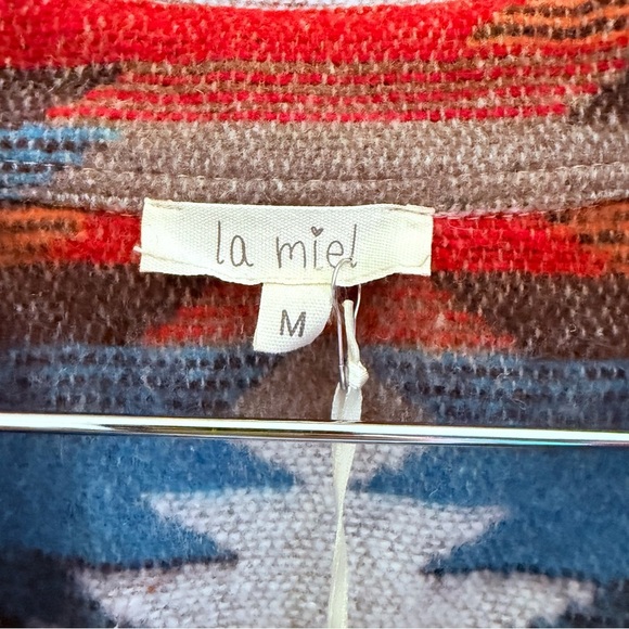 NWT LA MIEL La Miel Eldora Aztec Shacket for Women in Rust - Picture 9 of 11
